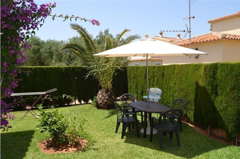 House With Garden At Oliva Nova Golf & Holiday home Les Deveses